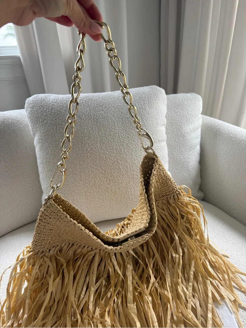 Patrizia Pepe Tan Straw Fringe Shoulder Bag with Gold Bee Accent - Picture 3 of 8